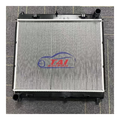 Bom preço. K9F-1301010A Peças sobressalentes de automóveis Montagem de radiador de autocarro Condensador de tanque de água on-line
