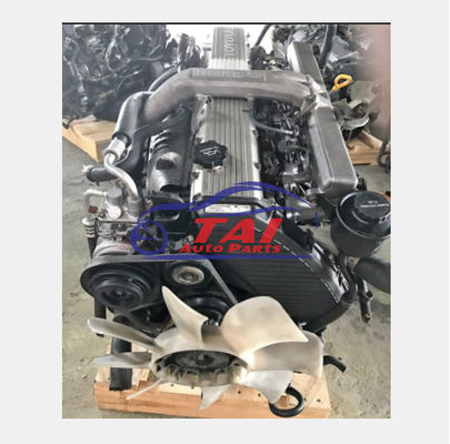 Bom preço Cabeças de cilindros automotivos de ferro fundido 1HD-FTE 4.2L Motor diesel original usado W04D on-line