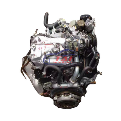 O motor de gasolina original V6 usou os motores japoneses 6G72 V33 V43 para Mitsubishi