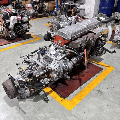 Bom preço Motor Diesel Turbo Intercooler 6HH1 com Cilindrada de 8,23L e Torque de 650–750 N·m para Caminhões Pesados on-line