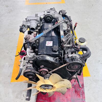 Bom preço Motor diesel 1HD-FTE 24V DOHC Turbo Intercooler 205HP / 430N · m Torque com bloco de ferro fundido reforçado para Toyota Land Cruiser & Coaster Bus on-line