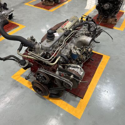 Bom preço H07D Engenheiro Diesel Assemblagem 7.412L Disposição 195 ∼ 215HP Faixa de potência com Turbo Intercooler Versão para caminhões e ônibus Hino Ranger on-line