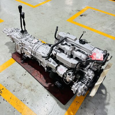Bom preço 4M40 2.8L Motor Diesel com Aspiração Natural Compativel com Mitsubishi Pajero L200 Delica Canter on-line