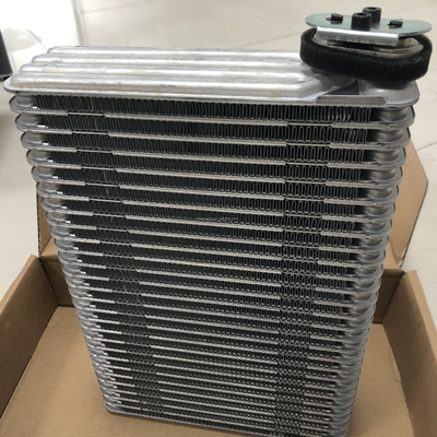 Peças de motor S8850-11100 de Hino do evaporador do caminhão 700 garantidas