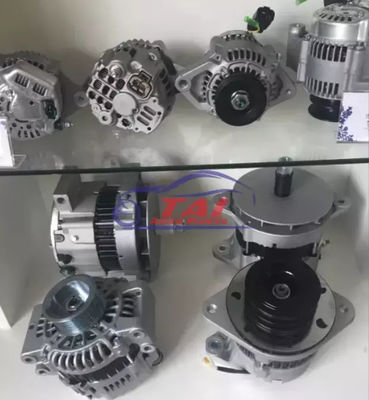 qualidade 4HF1 Motor Isuzu Peças sobressalentes Alternador 8973666120 Fábrica